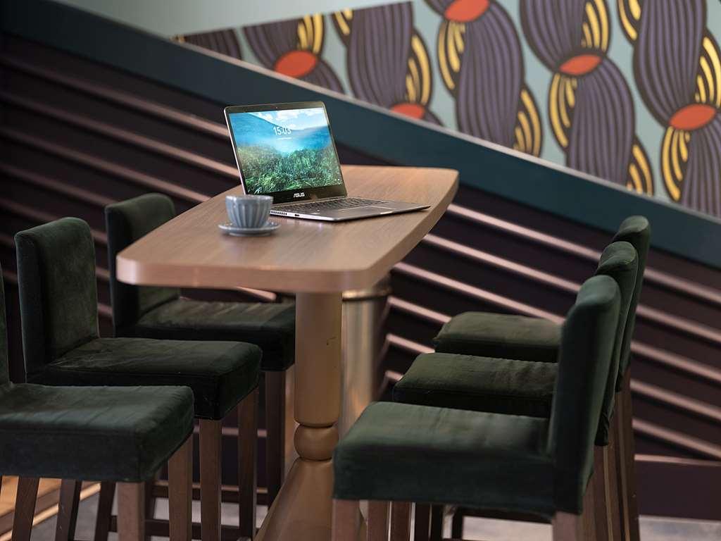 Bob Hotel Париж Ресторант снимка